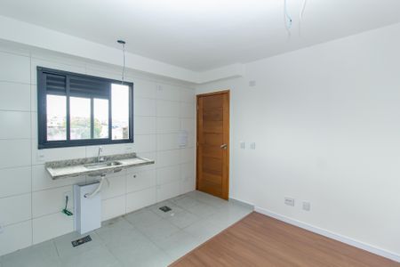 Apartamento para alugar com 38m², 2 quartos e sem vaga Apartamento para alugar com 38m², 2 quartos e sem vagaSala-Cozinha