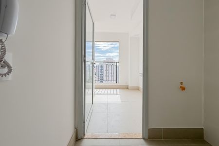 Apartamento à venda com 83m², 3 quartos e 1 vagaÁrea de Serviço