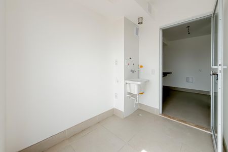Apartamento à venda com 83m², 3 quartos e 1 vagaÁrea de Serviço