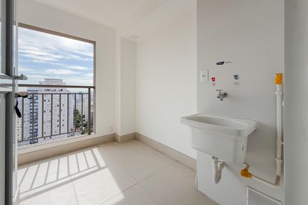 Apartamento à venda com 83m², 3 quartos e 1 vagaÁrea de Serviço