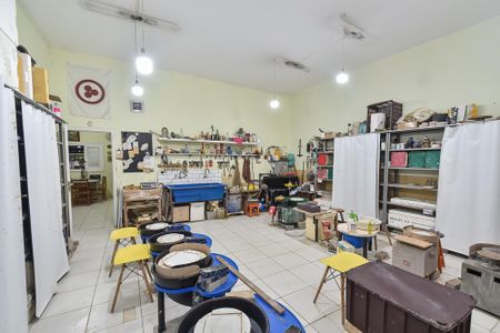 Casa à venda com 150m², 2 quartos e sem vaga Casa à venda com 150m², 2 quartos e sem vagaQuarto 1