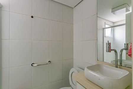 Apartamento para alugar com 65m², 2 quartos e 2 vagas Apartamento para alugar com 65m², 2 quartos e 2 vagasBanheiro da Suíte