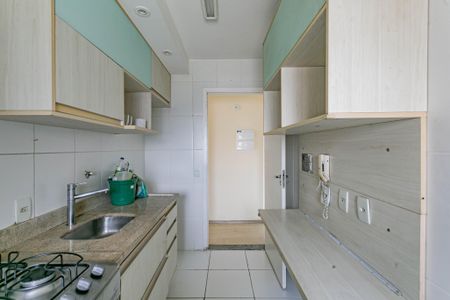 Apartamento para alugar com 65m², 2 quartos e 2 vagas Apartamento para alugar com 65m², 2 quartos e 2 vagasCozinha