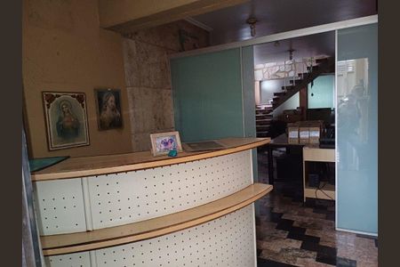 Casa à venda com 165m², 1 quarto e 1 vaga