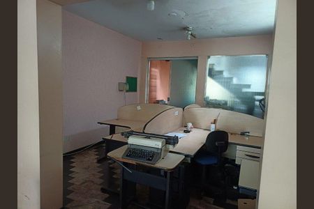 Casa à venda com 165m², 1 quarto e 1 vaga