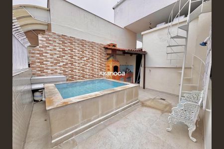 Apartamento à venda com 223m², 3 quartos e 2 vagas