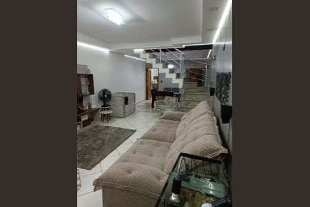 Casa à venda com 3 quartos, 120m² em Vila Bela, São Paulo