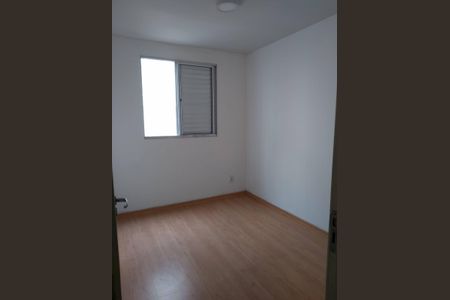 Quarto de apartamento para alugar com 2 quartos, 48m² em Jardim Santa Teresinha, São Paulo