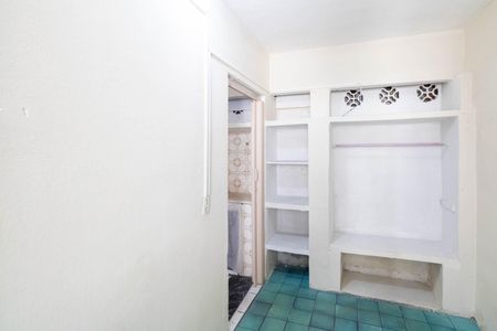 Casa para alugar com 15m², 1 quarto e sem vaga Casa para alugar com 15m², 1 quarto e sem vagaSala/Quarto