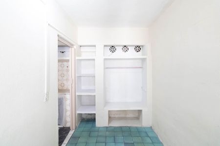 Casa para alugar com 15m², 1 quarto e sem vaga Casa para alugar com 15m², 1 quarto e sem vagaSala/Quarto