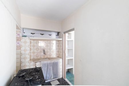 Casa para alugar com 15m², 1 quarto e sem vaga Casa para alugar com 15m², 1 quarto e sem vagaCozinha e Área de Serviço