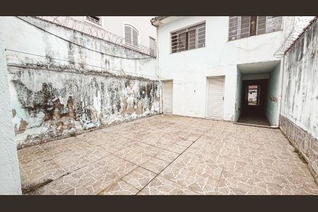 Casa à venda com 233m², 3 quartos e 3 vagasQuintal