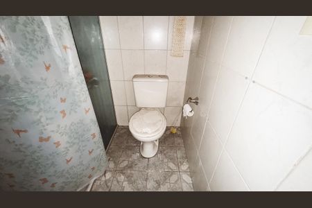 Casa à venda com 233m², 3 quartos e 3 vagasBanheiro 2