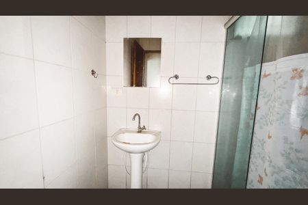 Casa à venda com 233m², 3 quartos e 3 vagasBanheiro 2