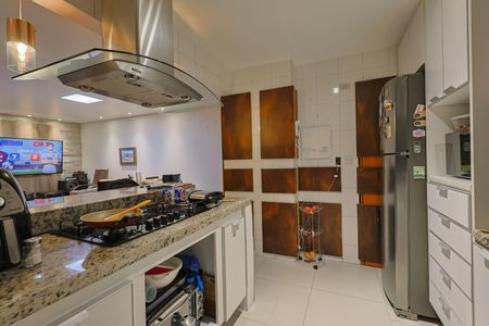 Apartamento à venda com 3 quartos, 95m² em Buritis, Belo Horizonte