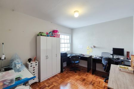 Casa à venda com 250m², 3 quartos e 2 vagasQuarto 1