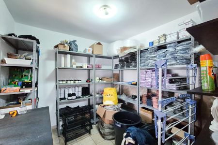 Casa à venda com 250m², 3 quartos e 2 vagasQuarto de Serviço