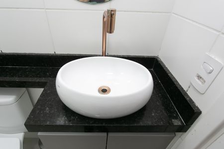 Apartamento para alugar com 44m², 2 quartos e sem vagaBanheiro - Detalhe 