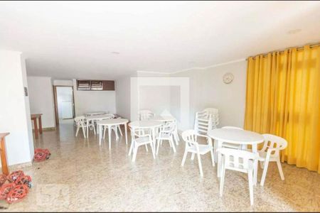 Apartamento à venda com 55m², 2 quartos e 1 vaga Apartamento à venda com 55m², 2 quartos e 1 vagaÁrea comum - Salão de festas