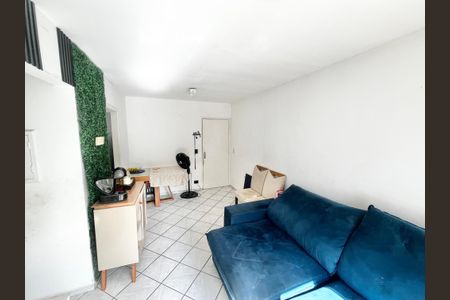 Apartamento à venda com 55m², 2 quartos e 1 vaga Apartamento à venda com 55m², 2 quartos e 1 vagaSala