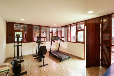 Apartamento à venda com 55m², 2 quartos e 1 vaga Apartamento à venda com 55m², 2 quartos e 1 vagaAcademia