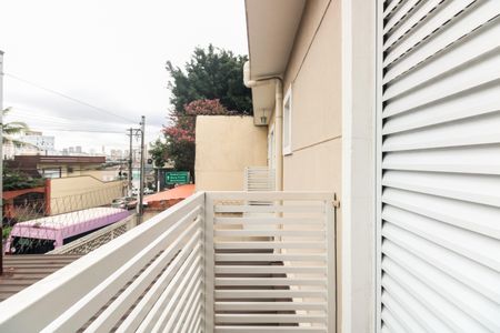 Casa à venda com 80m², 2 quartos e 2 vagas Casa à venda com 80m², 2 quartos e 2 vagasVaranda Quarto 2