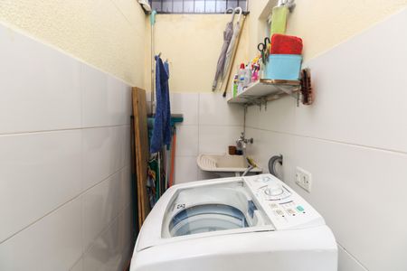 Casa à venda com 80m², 2 quartos e 2 vagas Casa à venda com 80m², 2 quartos e 2 vagasÁrea de Serviço