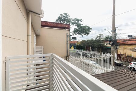 Casa à venda com 80m², 2 quartos e 2 vagas Casa à venda com 80m², 2 quartos e 2 vagasVaranda Quarto 2