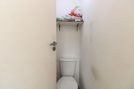 Casa à venda com 80m², 2 quartos e 2 vagas Casa à venda com 80m², 2 quartos e 2 vagasLavabo