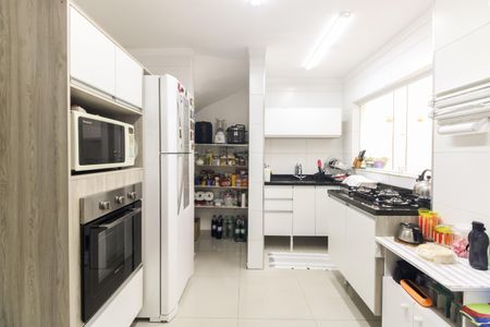 Casa à venda com 80m², 2 quartos e 2 vagas Casa à venda com 80m², 2 quartos e 2 vagasCozinha