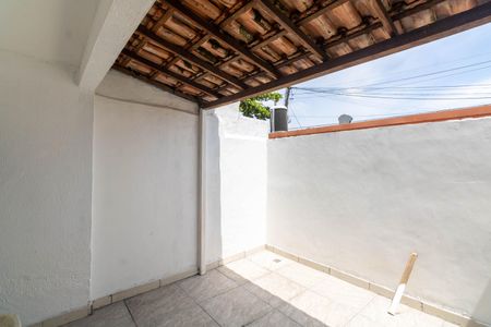 Casa de condomínio para alugar com 55m², 2 quartos e 1 vagaÁrea de Serviço