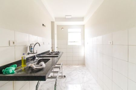 Apartamento à venda com 45m², 2 quartos e 1 vaga Apartamento à venda com 45m², 2 quartos e 1 vagaCozinha e Área de Serviço