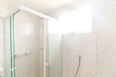 Apartamento à venda com 45m², 2 quartos e 1 vaga Apartamento à venda com 45m², 2 quartos e 1 vagaBanheiro