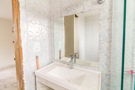 Apartamento à venda com 45m², 2 quartos e 1 vaga Apartamento à venda com 45m², 2 quartos e 1 vagaBanheiro