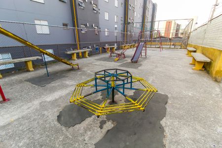 Apartamento à venda com 45m², 2 quartos e 1 vaga Apartamento à venda com 45m², 2 quartos e 1 vagaPlayground