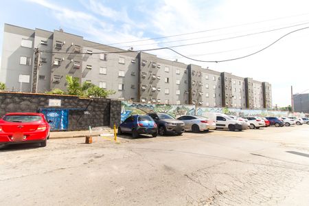 Apartamento à venda com 45m², 2 quartos e 1 vaga Apartamento à venda com 45m², 2 quartos e 1 vagaFachada