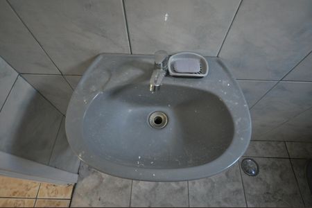 Casa de condomínio à venda com 99m², 3 quartos e 2 vagasLavabo