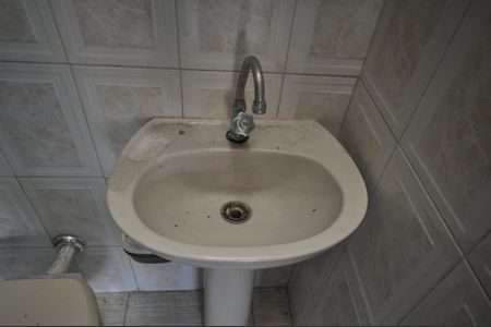 Casa de condomínio à venda com 99m², 3 quartos e 2 vagasBanheiro do Quarto Suíte