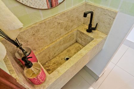 Casa para alugar com 3 quartos, 145m² em Jardim Regina, São Paulo