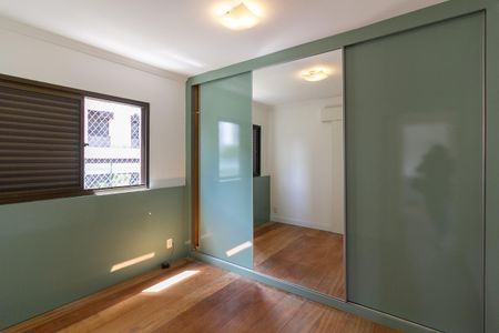 Apartamento para alugar com 65m², 2 quartos e 1 vagaQuarto 1