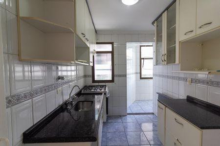 Apartamento para alugar com 65m², 2 quartos e 1 vagaCozinha