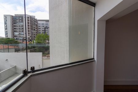 Varanda Sala de apartamento para alugar com 2 quartos, 65m² em Vila Aeroporto, São Paulo