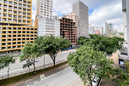Vista Sala de apartamento à venda com 1 quarto, 60m² em Bela Vista, São Paulo