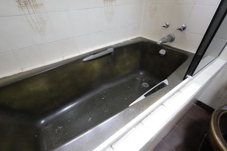 Casa à venda com 340m², 4 quartos e 4 vagasBanheiro 3