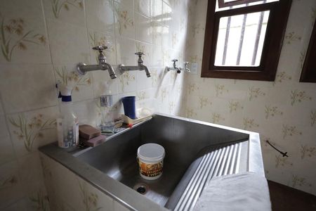 Casa à venda com 340m², 4 quartos e 4 vagasÁrea de Serviço