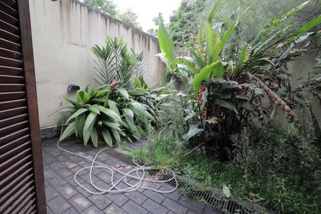 Casa à venda com 340m², 4 quartos e 4 vagasQuintal