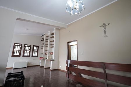 Casa à venda com 340m², 4 quartos e 4 vagasSala Superior