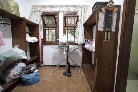 Casa à venda com 340m², 4 quartos e 4 vagasÁrea de Serviço