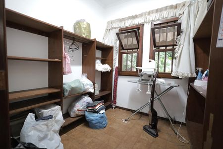 Casa à venda com 340m², 4 quartos e 4 vagasÁrea de Serviço