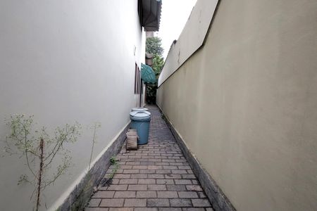 Casa à venda com 340m², 4 quartos e 4 vagasCorredor